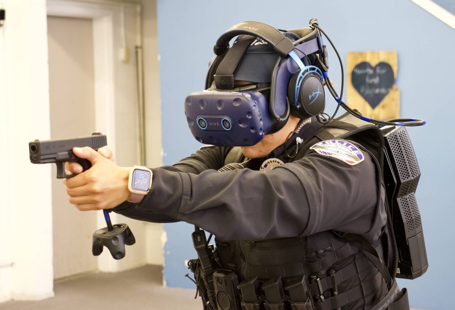 How Virtual Reality is Revolutionizing Police Training - Your Partner ...